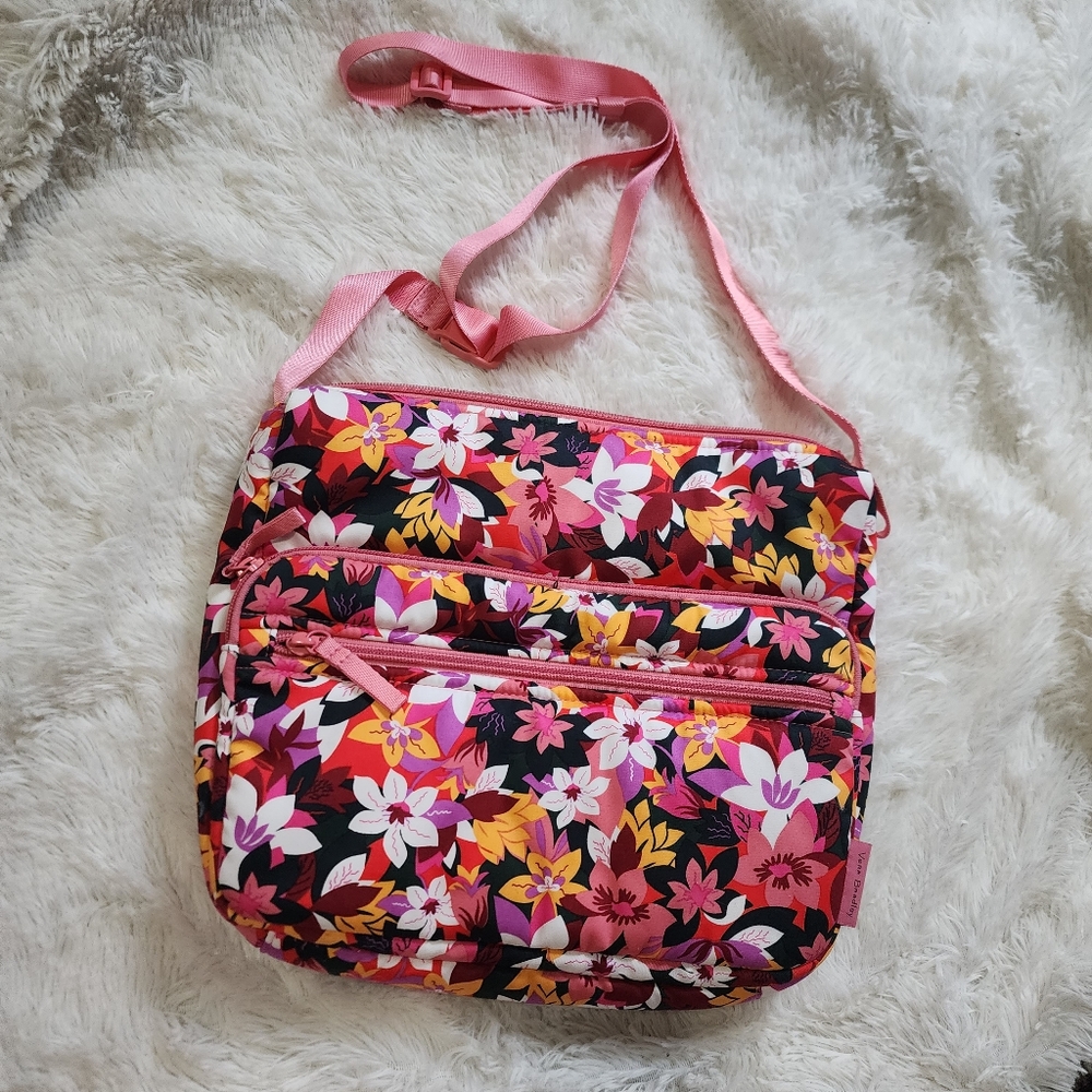 Vera Bradley utility crossbody purse bag in rosa floral pattern zipper pockets